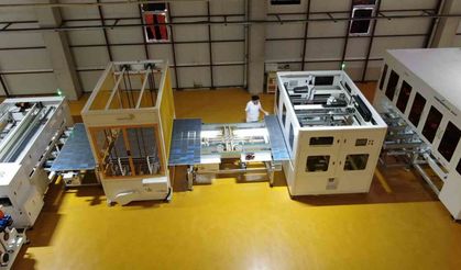 Diyarbakır’da yüzde 60 kadın istihdamı sağlayan fabrika, yapay zeka destekli güneş enerji paneli üretiyor