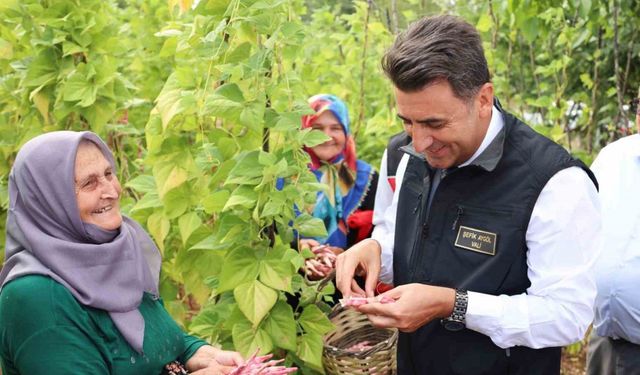 Türkiye’nin en güzel barbunyası: ’Kınık Barbunyası’