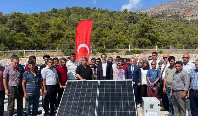 Bozyazı’da hayvan yetiştiricilerine güneş enerjisi paneli dağıtıldı