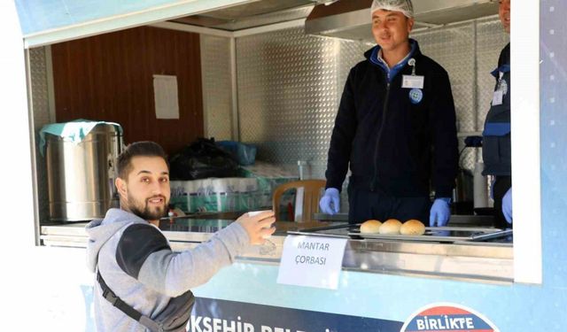 Muğla Büyükşehir’den Üniversite öğrencilerine sıcak çorba