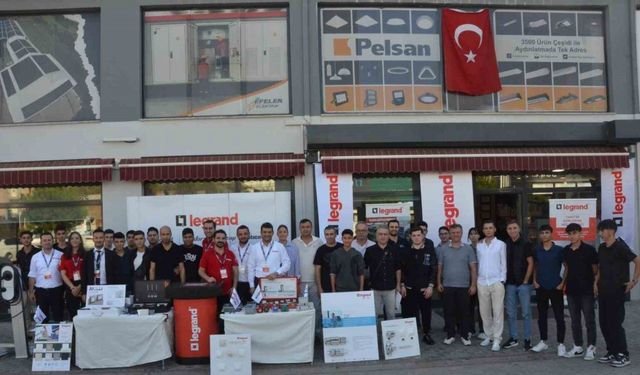 Geleceğin elektrikçi ustalarına sektördeki yenilikler tanıtıldı