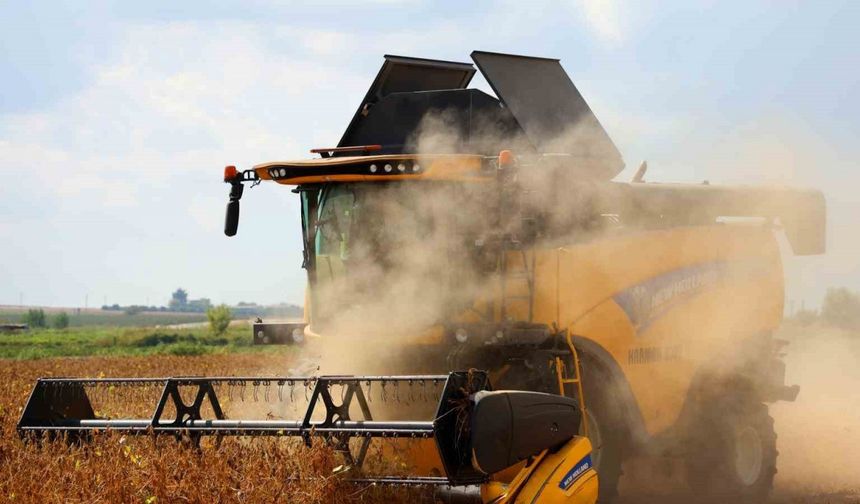 Adana’da soya hasadı başladı