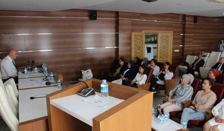 OKA’dan Amasya’da e-ticaret’e ve girişimciliğe ilk adım semineri